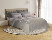 Load image into Gallery viewer, Pink Damour bed set
