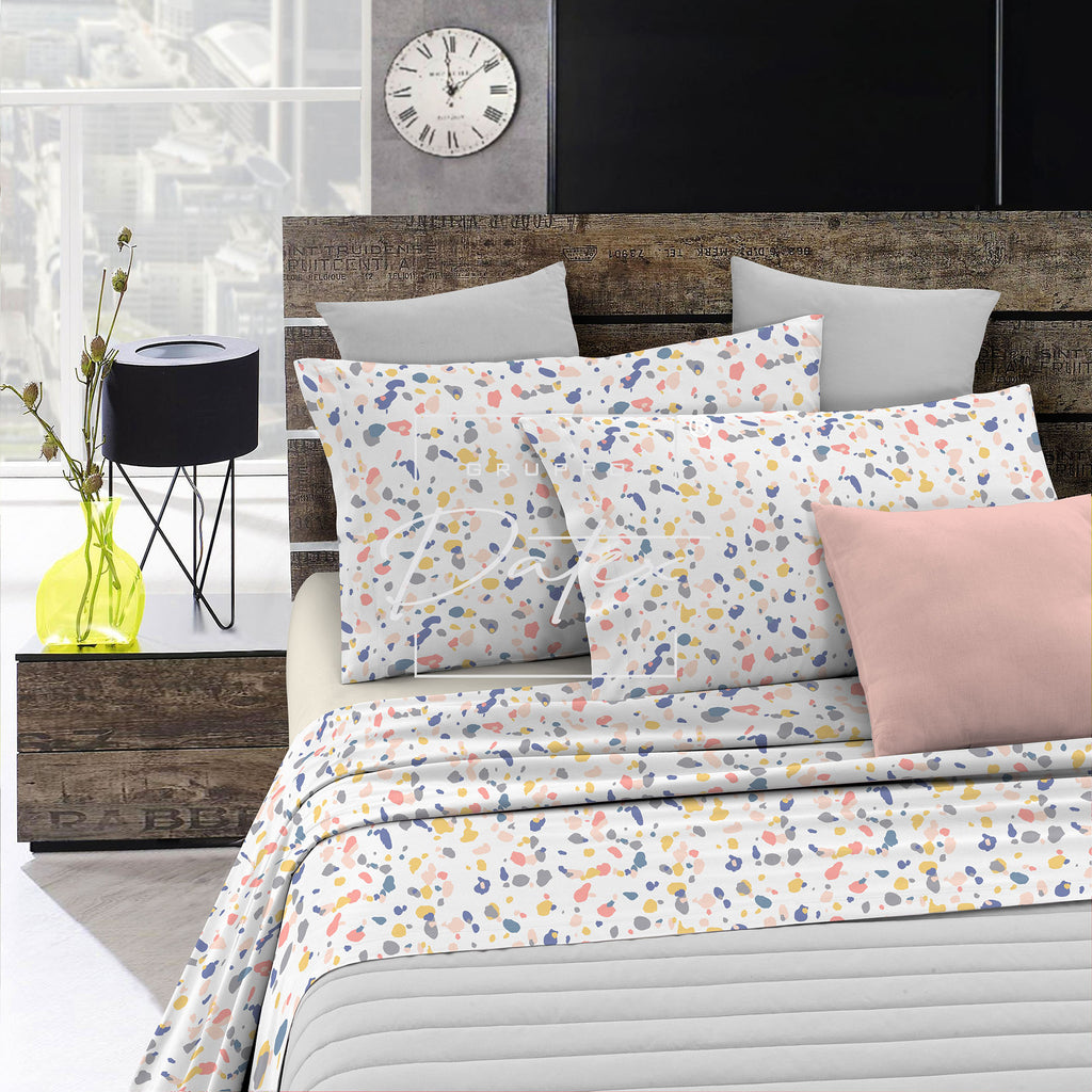 Fantasy bed set