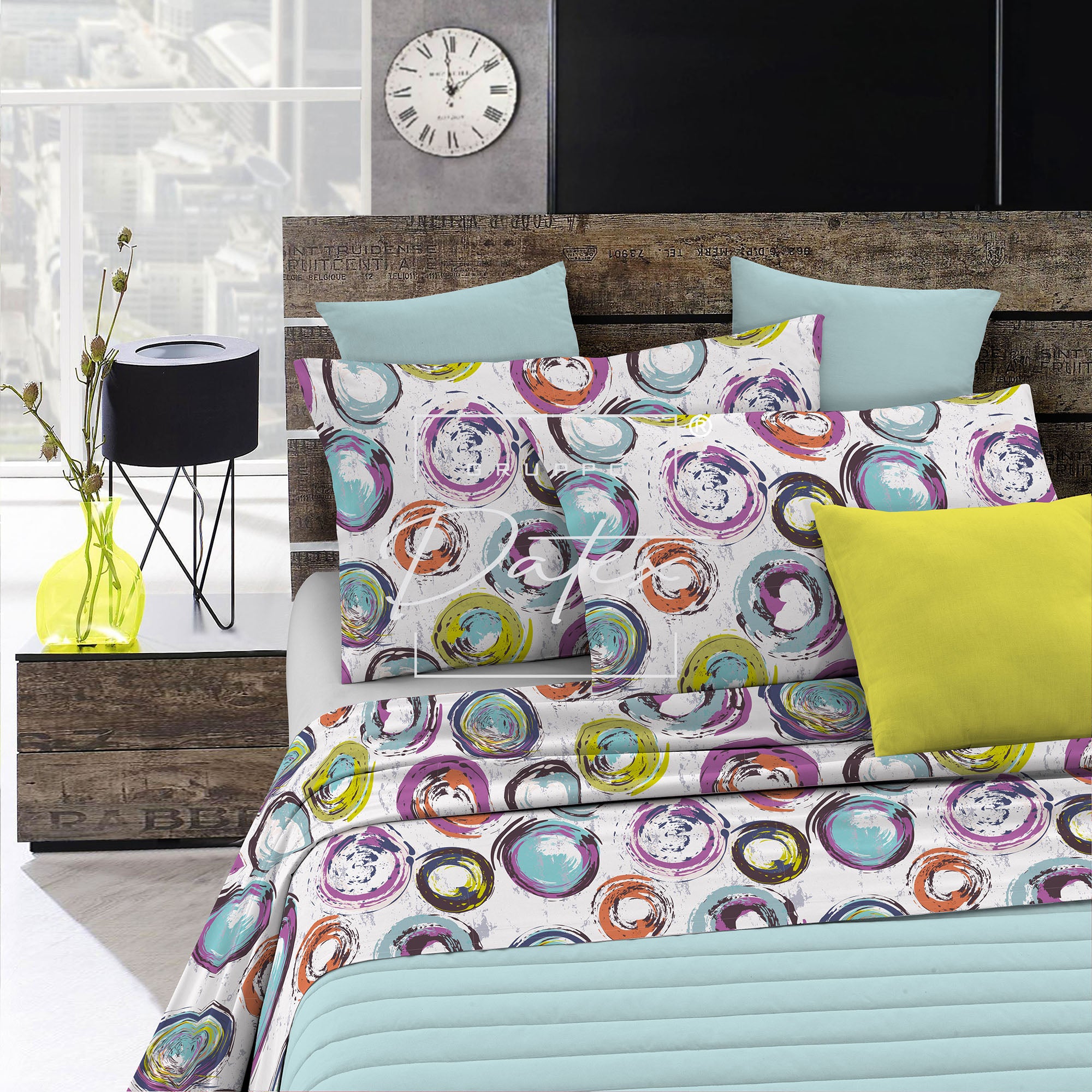 Abstract Circles bed set