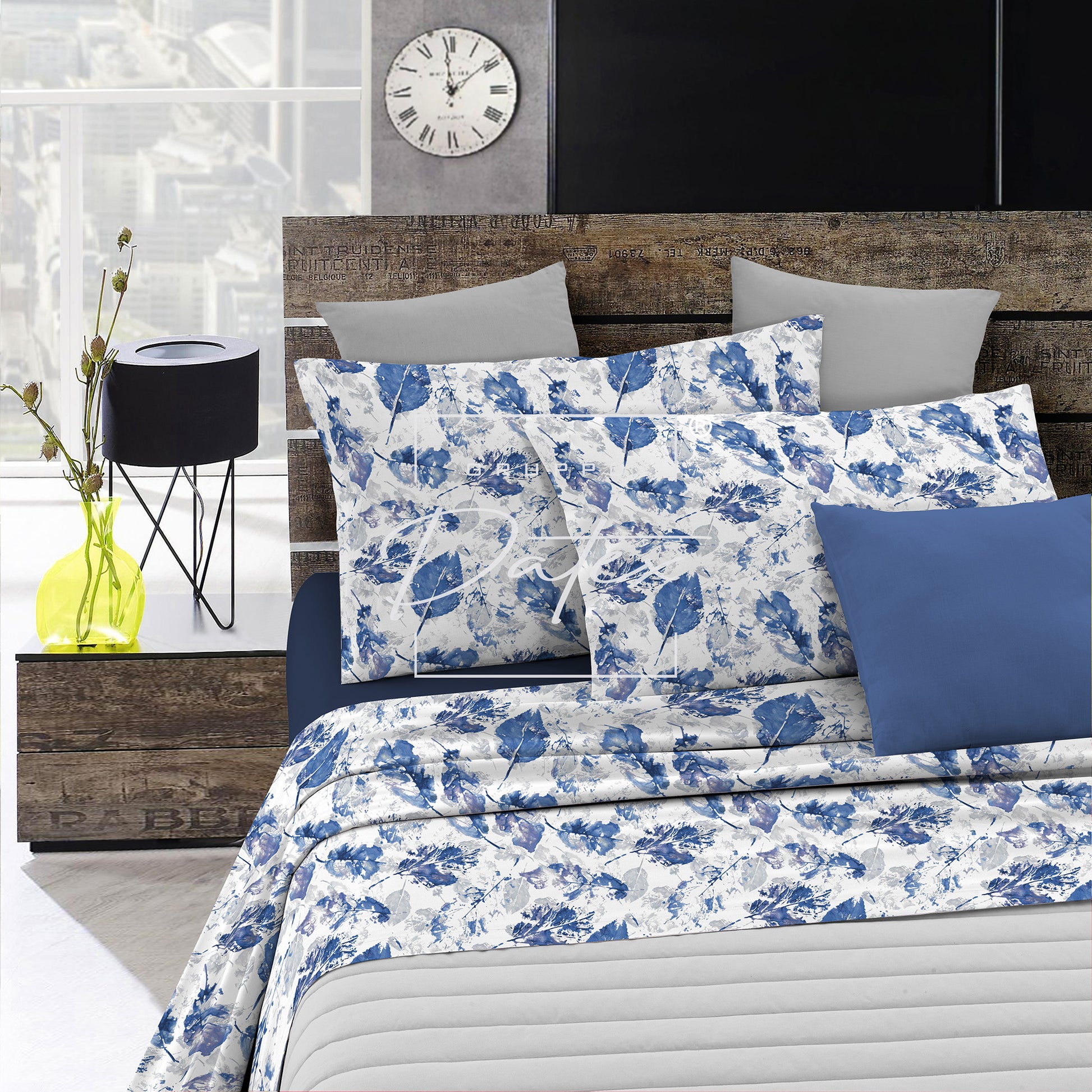 Fantasy bed set