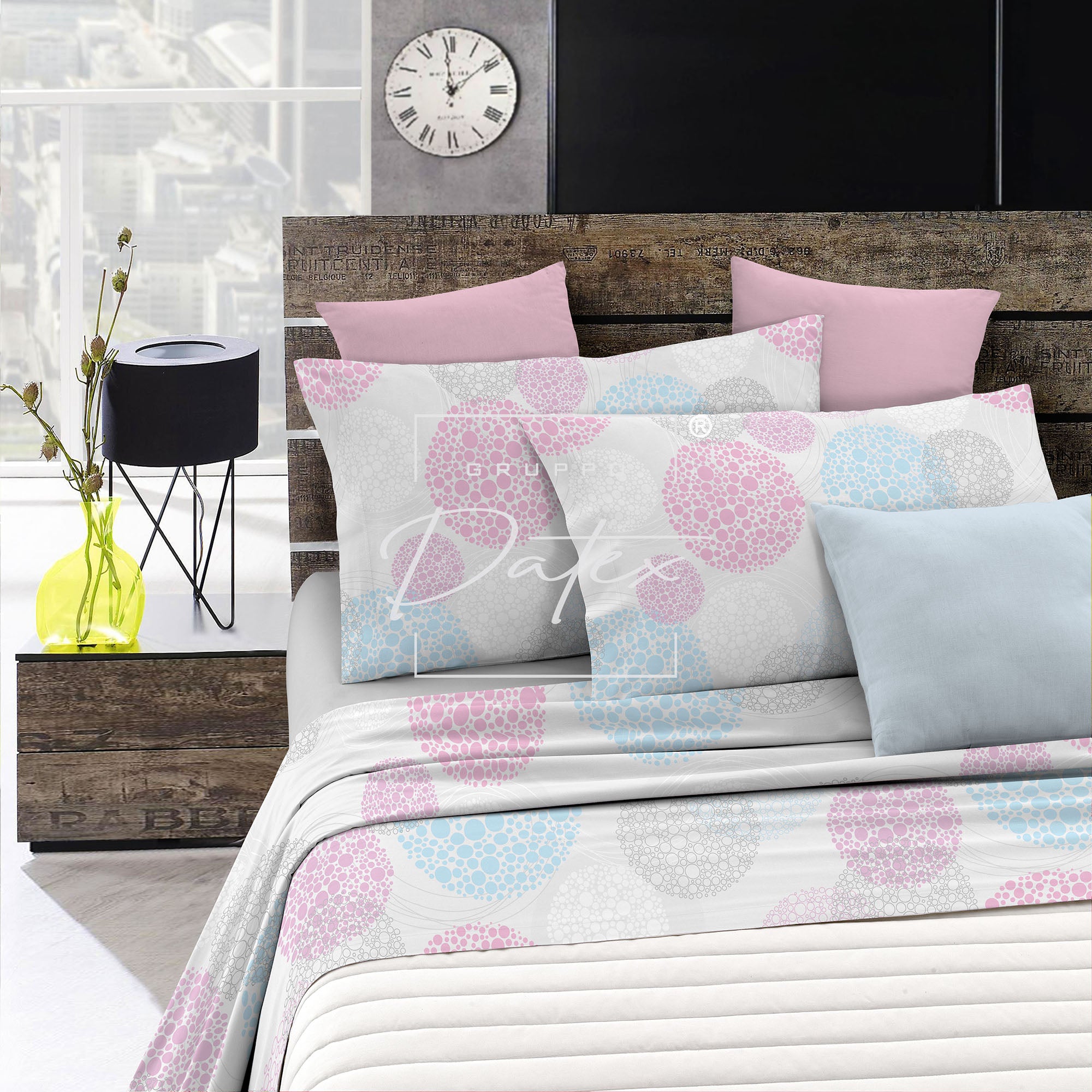 Molecules bed set