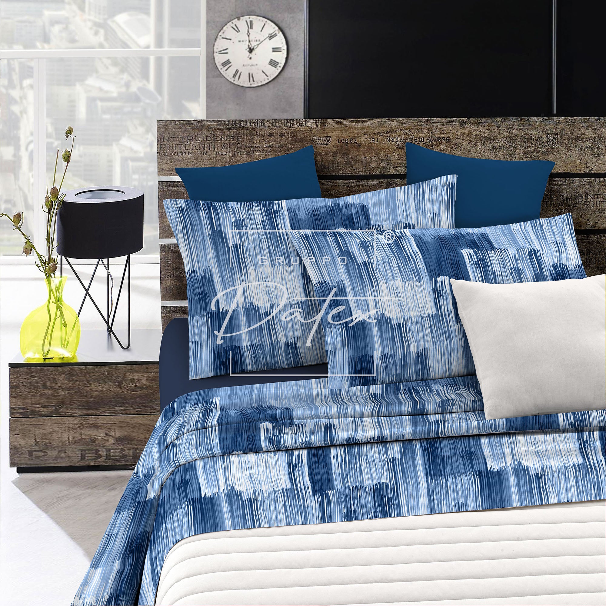 Paint bed set