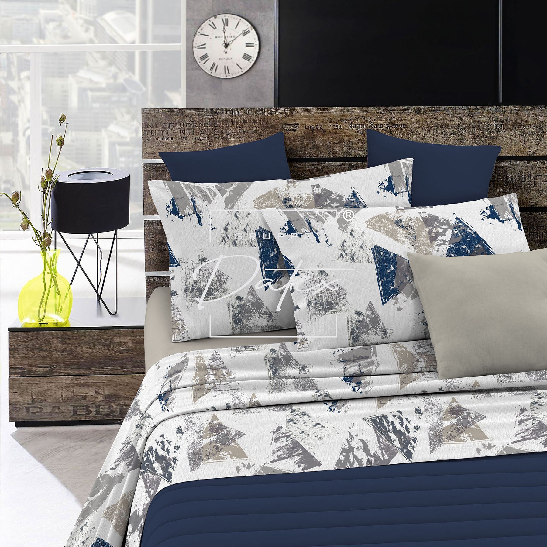 Urban blue bed set